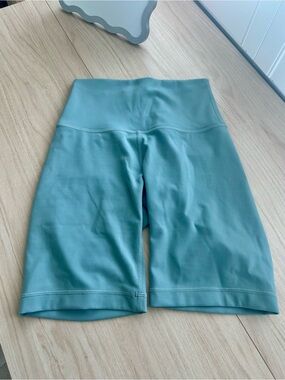 Lululemon Biker shorts size 4